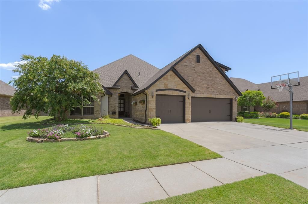 17500 Murcielago Court, Oklahoma City, OK 73170