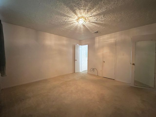 1805 Sleepy Creek Way, Pearland, TX 77581