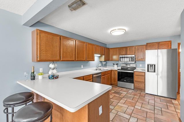 7954 Timber Lake Drive, Eden Prairie, MN 55347