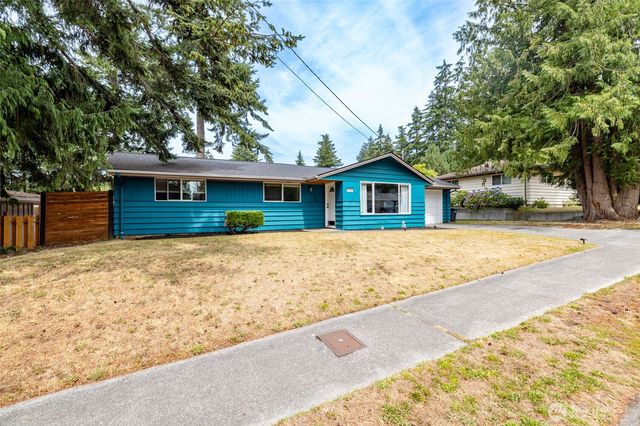 1580 NE 11th Avenue, Oak Harbor, WA 98277