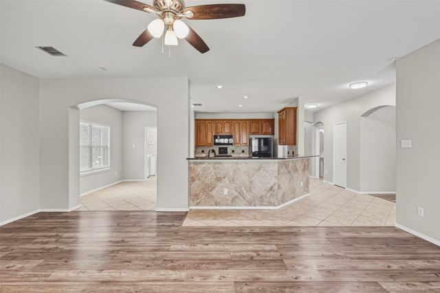 507 Moonrise Drive, Arlington, TX 76002