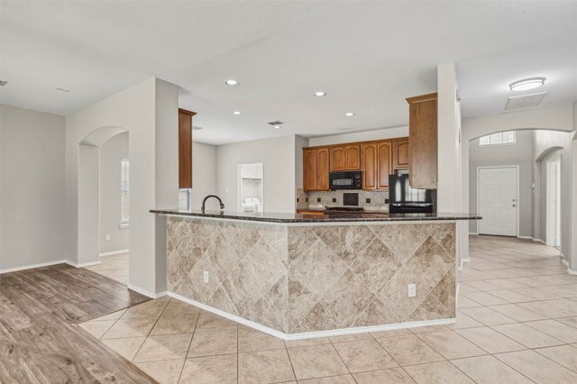 507 Moonrise Drive, Arlington, TX 76002