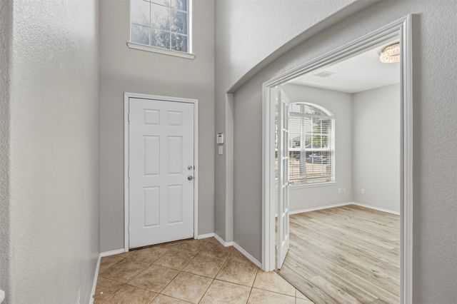 507 Moonrise Drive, Arlington, TX 76002