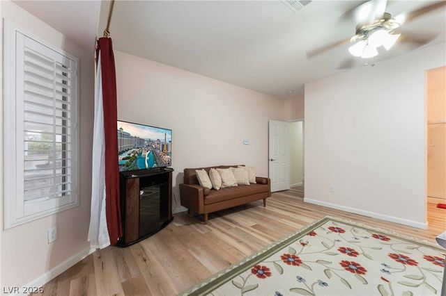 2565 LEIGHTON Avenue, Henderson, NV 89052