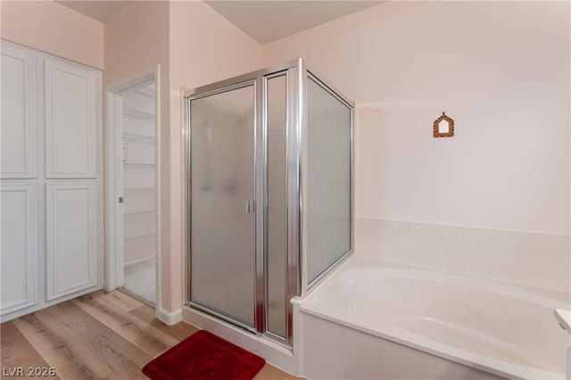 2565 LEIGHTON Avenue, Henderson, NV 89052