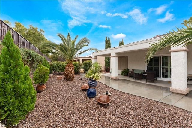 2565 LEIGHTON Avenue, Henderson, NV 89052