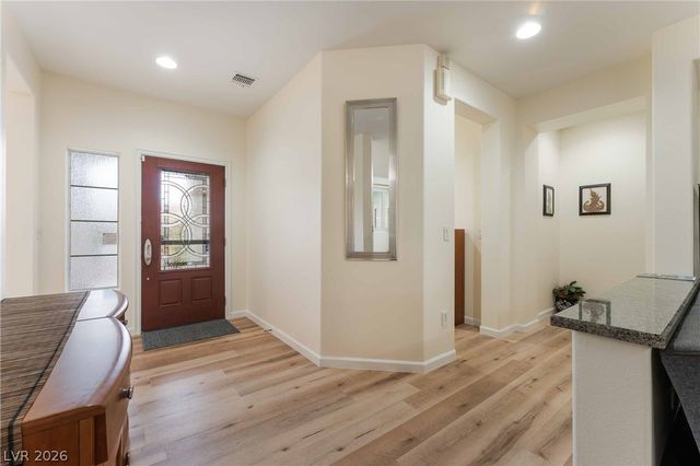 2565 LEIGHTON Avenue, Henderson, NV 89052