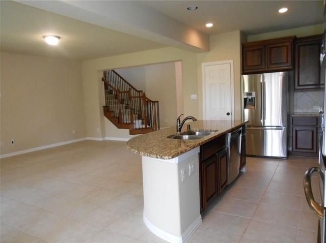 11 Vershire Circle, Magnolia, TX 77354