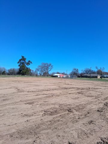 17814 CR 285, Arp, TX 75750