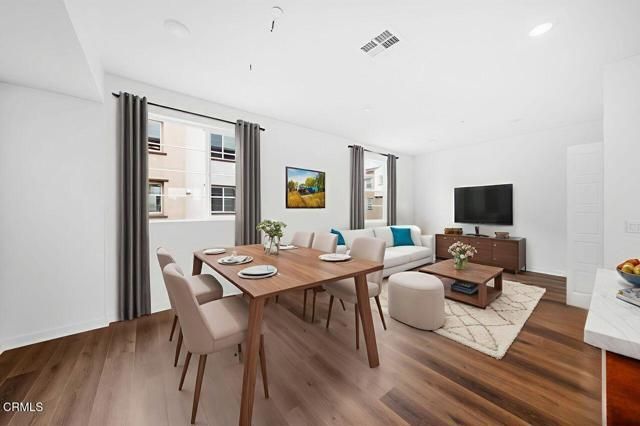 543 Via Vallarta, Camarillo, CA 93012