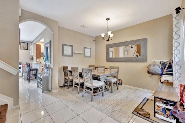 2851 W Prospect Road 1209, Tamarac, FL 33309