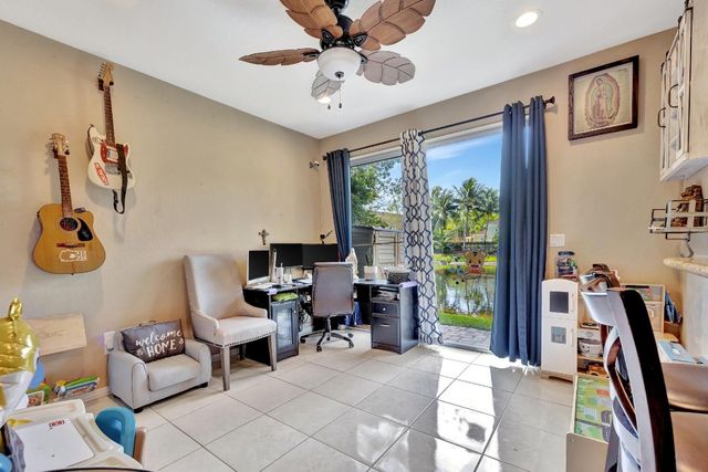 2851 W Prospect Road 1209, Tamarac, FL 33309