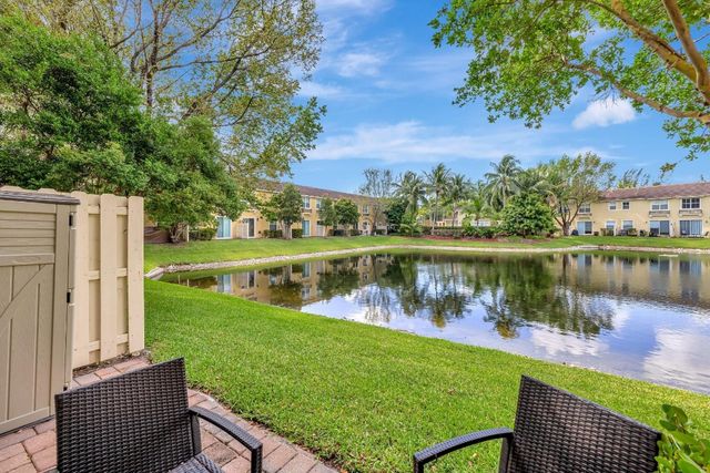 2851 W Prospect Road 1209, Tamarac, FL 33309