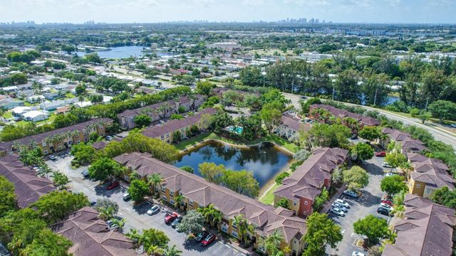 2851 W Prospect Road 1209, Tamarac, FL 33309