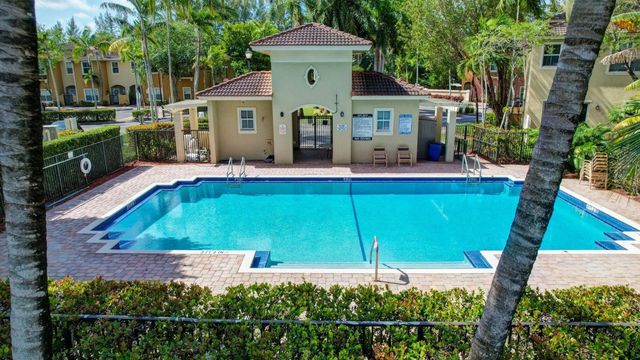 2851 W Prospect Road 1209, Tamarac, FL 33309