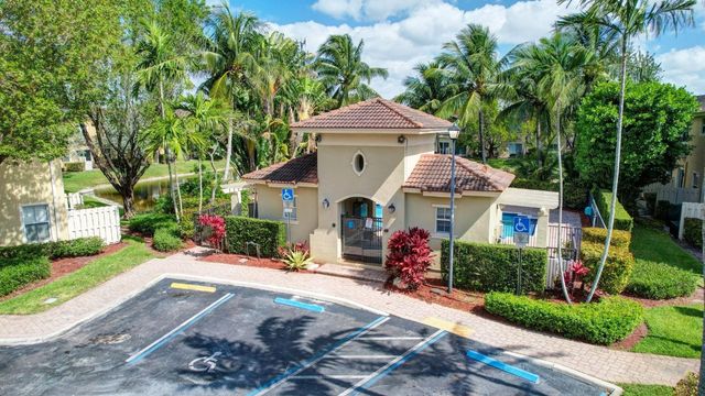 2851 W Prospect Road 1209, Tamarac, FL 33309