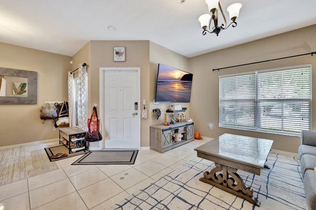 2851 W Prospect Road 1209, Tamarac, FL 33309