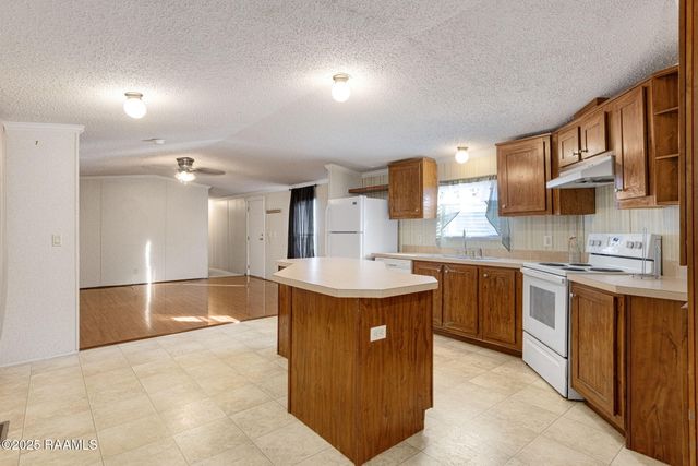 1097-F Kidder Robin, Arnaudville, LA 70512