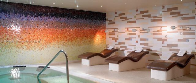 6801 Collins Ave 818, Miami Beach, FL 33141