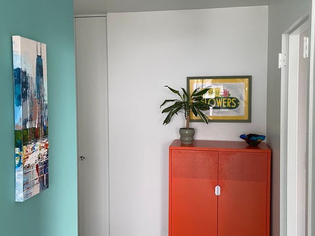 70 W Burton Place 2001F, Chicago, IL 60610