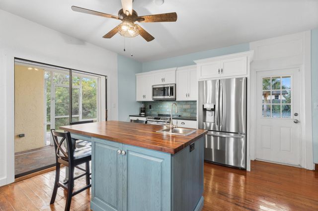 109 Riverview Drive, Jensen Beach, FL 34957