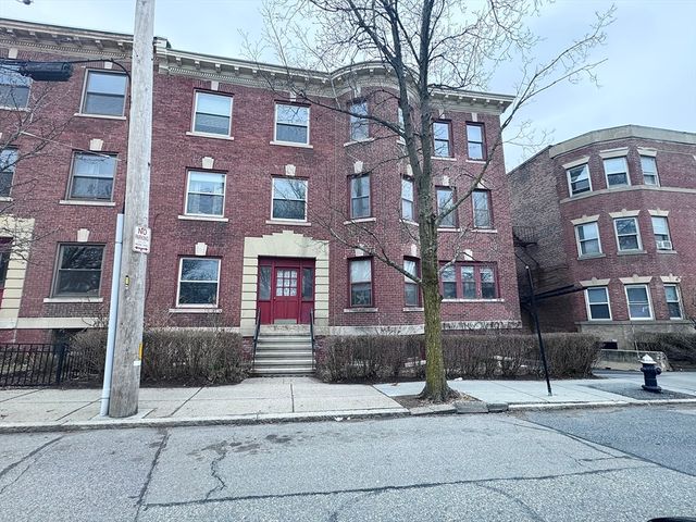 260 Aspinwall 0, Brookline, MA 02445