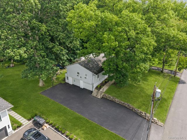 19 Glenbrook Road, Monsey, NY 10952
