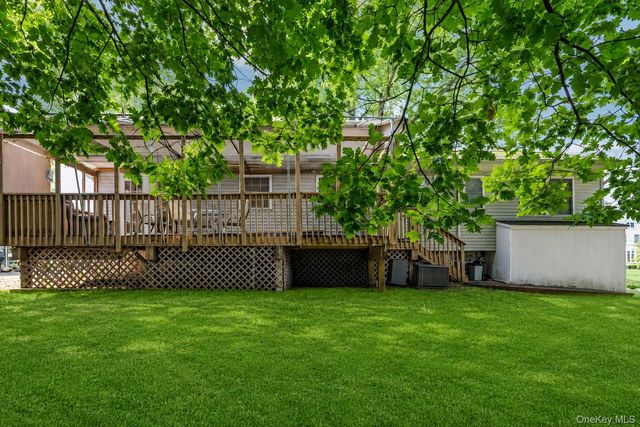 19 Glenbrook Road, Monsey, NY 10952