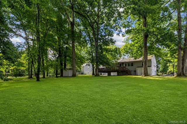 19 Glenbrook Road, Monsey, NY 10952