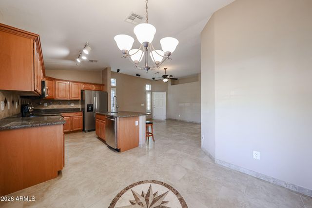 2725 E MINE CREEK Road 1238, Phoenix, AZ 85024