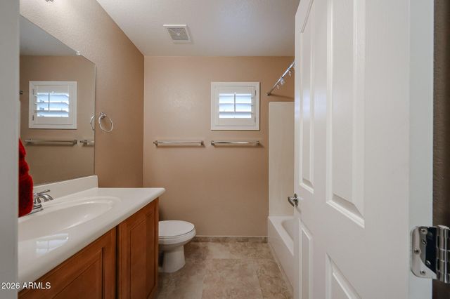 2725 E MINE CREEK Road 1238, Phoenix, AZ 85024