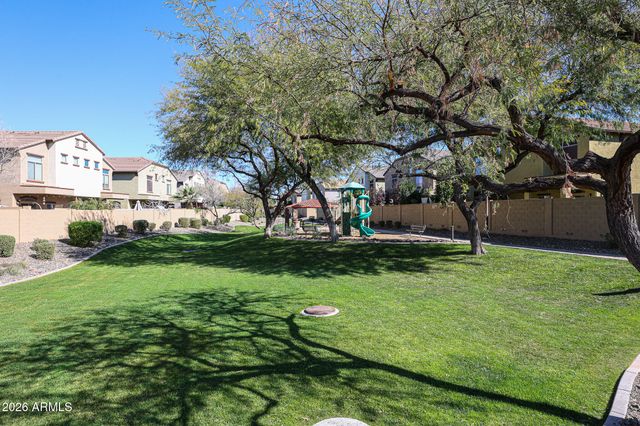 2725 E MINE CREEK Road 1238, Phoenix, AZ 85024