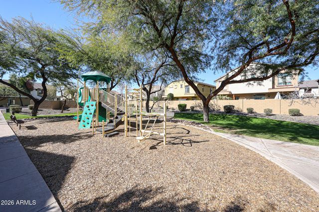 2725 E MINE CREEK Road 1238, Phoenix, AZ 85024