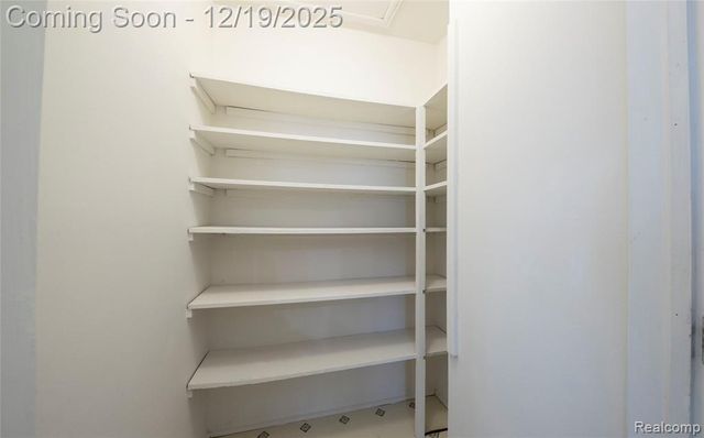 20193 Kemp Street, Clinton Township, MI 48035