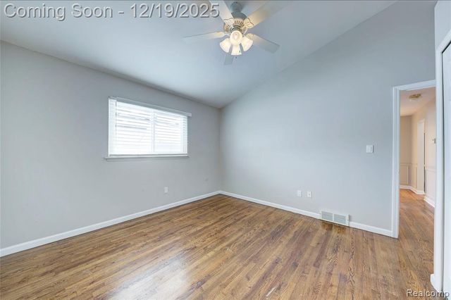 20193 Kemp Street, Clinton Township, MI 48035