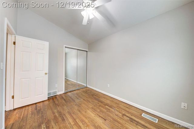 20193 Kemp Street, Clinton Township, MI 48035