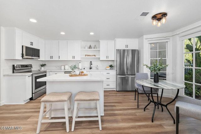 2935 Shadow Brook Lane, Westlake Village, CA 91361