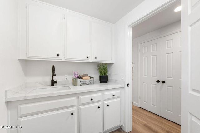 2935 Shadow Brook Lane, Westlake Village, CA 91361