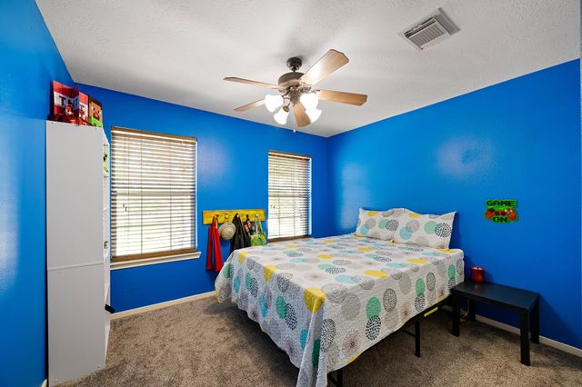 3709 Trent Cove Lane, Pearland, TX 77584