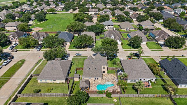 3709 Trent Cove Lane, Pearland, TX 77584