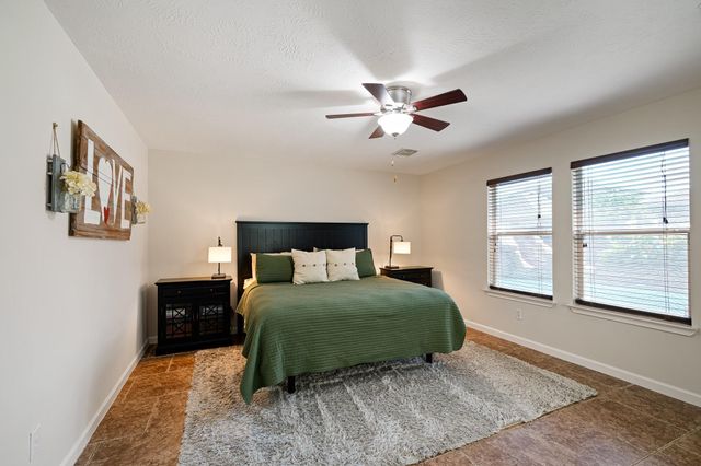 3709 Trent Cove Lane, Pearland, TX 77584
