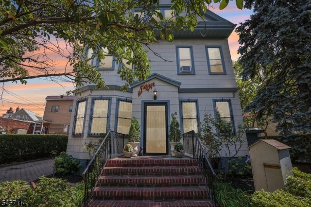 30 Somme St, Newark City, NJ 07105