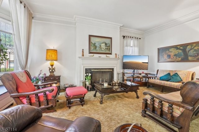 30 Somme St, Newark City, NJ 07105