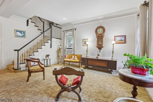 30 Somme St, Newark City, NJ 07105
