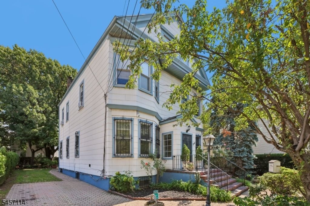 30 Somme St, Newark City, NJ 07105 — photo 2