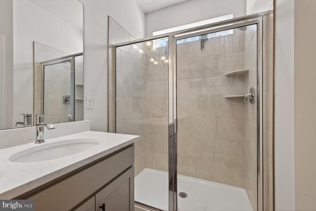 11824 WYNNIFRED PL, Glenn Dale, MD 20769