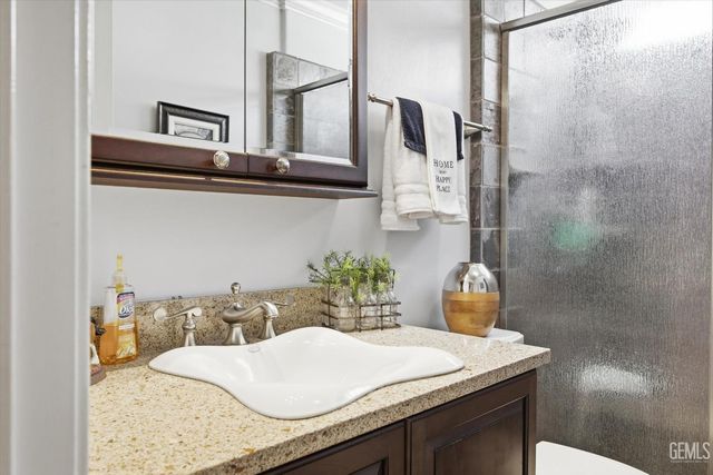 3206 Province Rose Street, Bakersfield, CA 93311