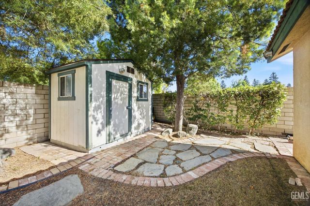 3206 Province Rose Street, Bakersfield, CA 93311