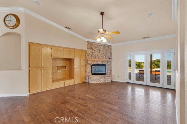7091 Coriander, Oak Hills, CA 92344