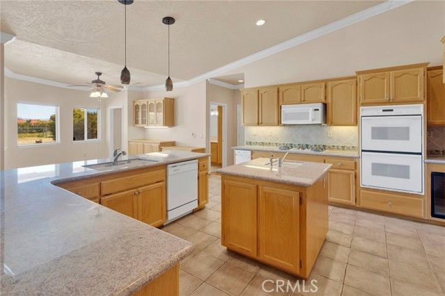 7091 Coriander, Oak Hills, CA 92344